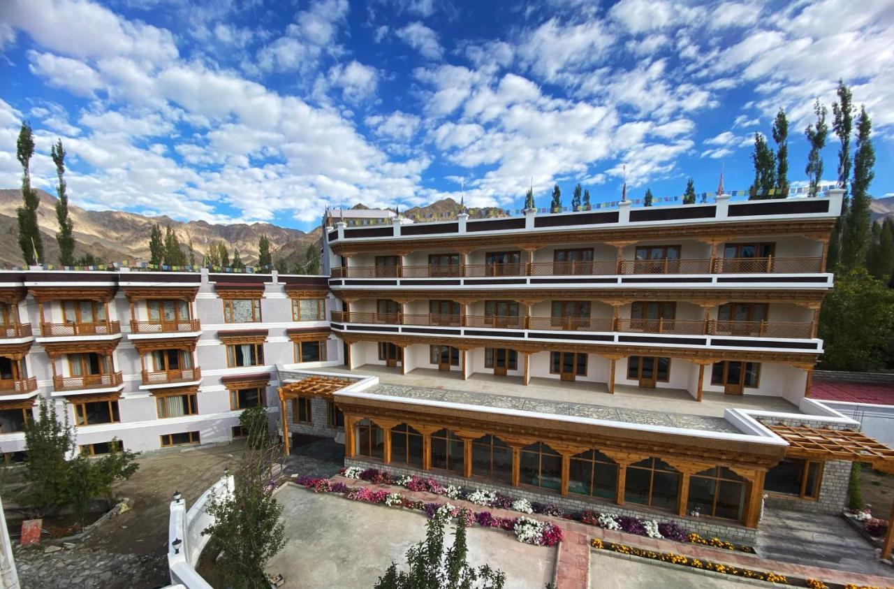 Hotel The Grand Khasdan Leh Bagian luar foto