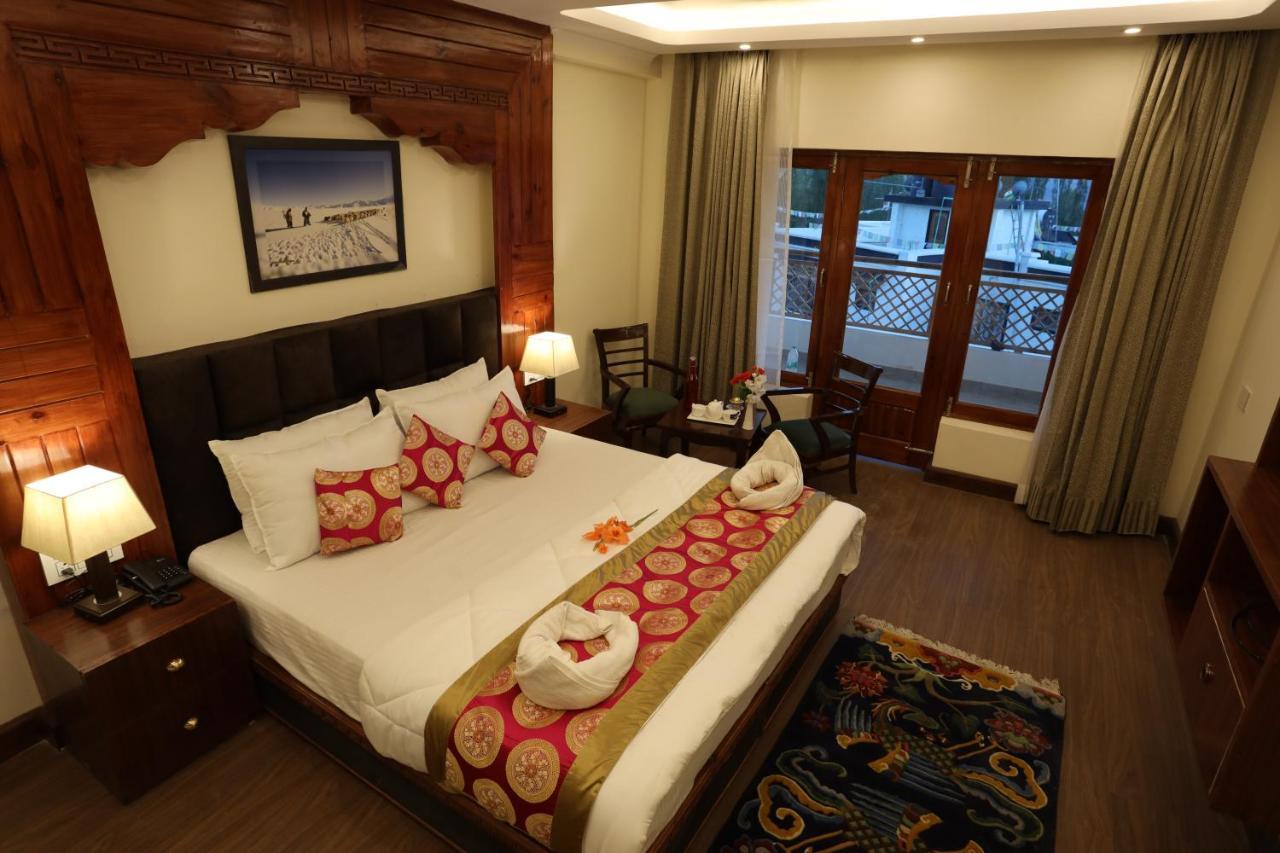 Hotel The Grand Khasdan Leh Bagian luar foto